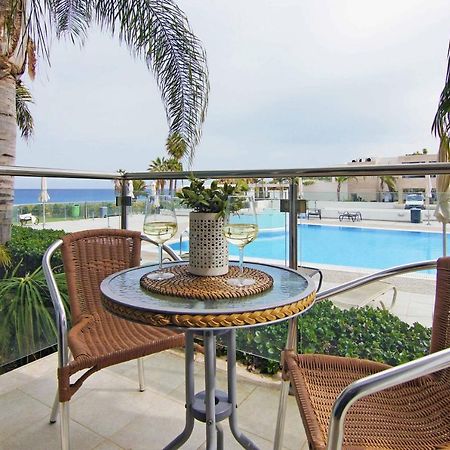 Diana - Coralli Beachfront Apartment Πρωταράς Εξωτερικό φωτογραφία
